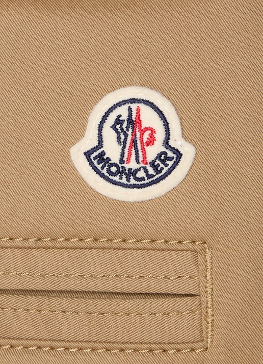 Moncler Loose fit korte cargobroek met steekzakken - detail 3 camel