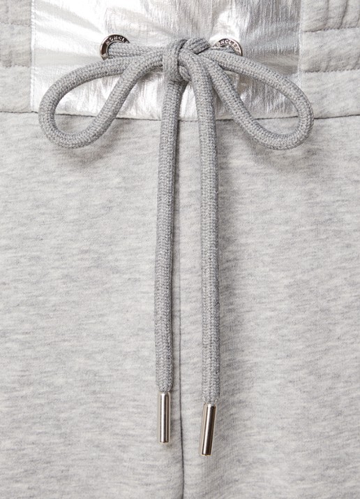 Moncler Loose fit korte joggingbroek met logo en metallic details - detail 5 grijsmele