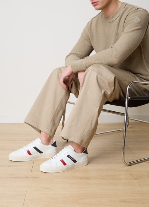 Moncler Monaco sneaker van kalfsleer met logo - voorkant 2 wit