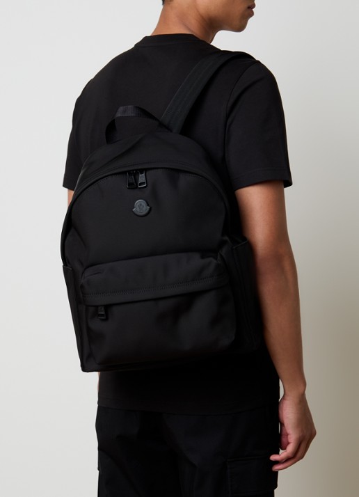 Moncler New Pierrick rugzak met logo - voorkant 2 zwart