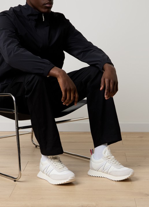 Moncler Pacey sneaker met suéde details - voorkant 7 wit