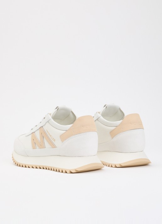Moncler Pacey2 sneaker met suède details en logo - achterkant wit