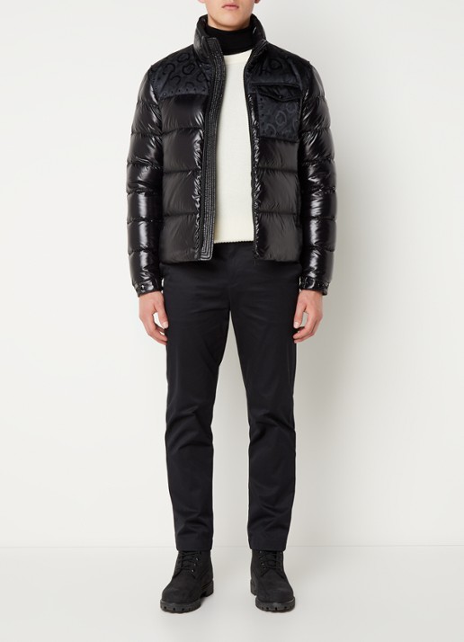 Moncler Puffer jack met donsvulling en opbergbare capuchon - voorkant 5 zwart
