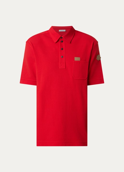 Moncler Regular fit polo van piqué katoen met borstzak - voorkant rood