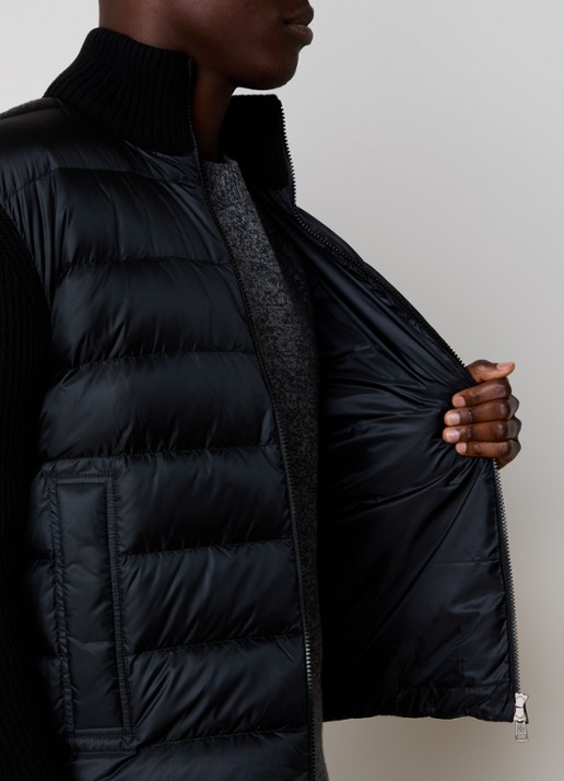 Moncler Ribgebreid vest in kasjmierblend met gewatteerd voorpand - detail 3 zwart