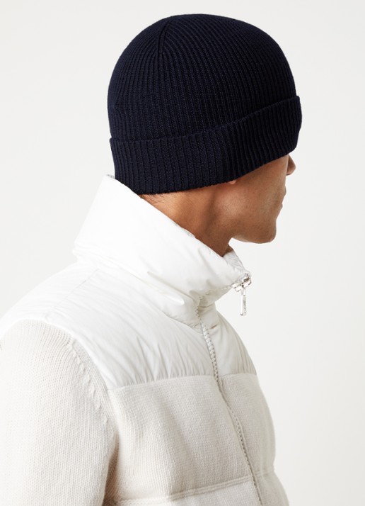 Moncler Ribgebreide muts van wol met logo - voorkant 2 donkerblauw