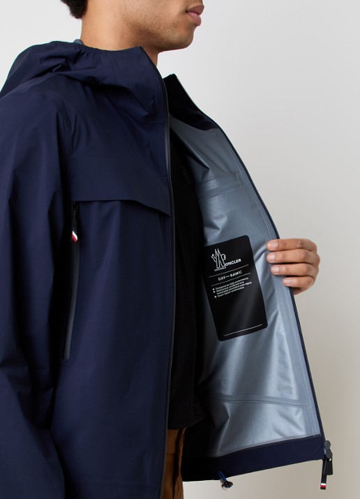 Moncler Shipton Gore-Tex windjack met logoborduring en ritszakken - detail 6 donkerblauw