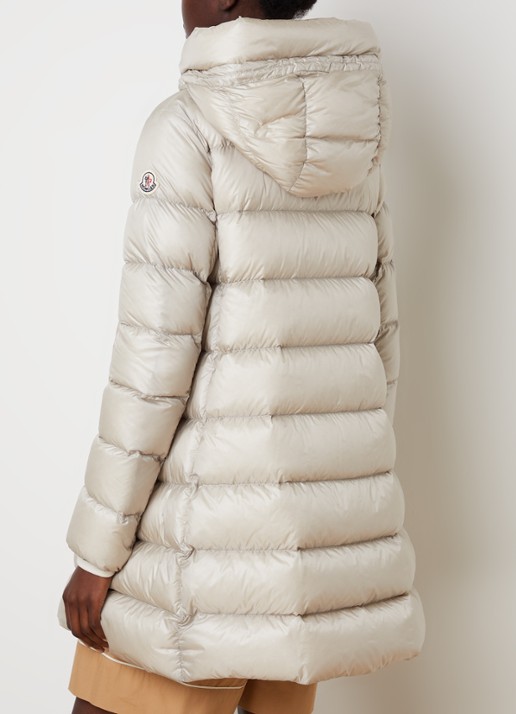 Moncler Suyenne longline pufferjas met donsvulling - achterkant beige