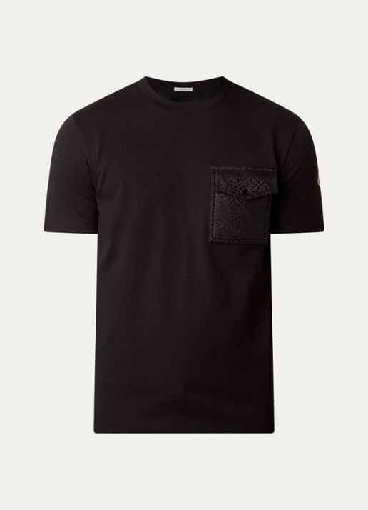 Moncler T-shirt met borstzak en logo - voorkant 3 zwart