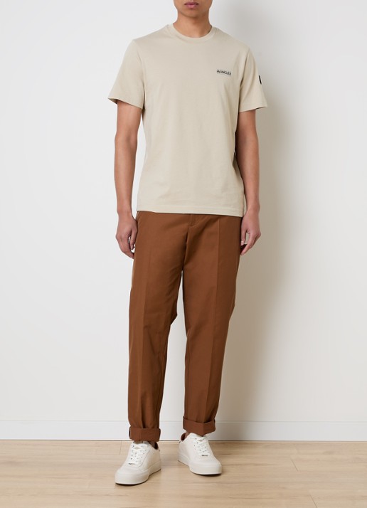Moncler T-shirt met logo - voorkant 2 beige