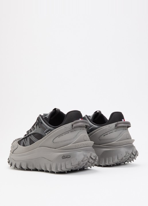 Moncler Trailgrip Gore-Tex sneaker met leren details - achterkant donkergrijs