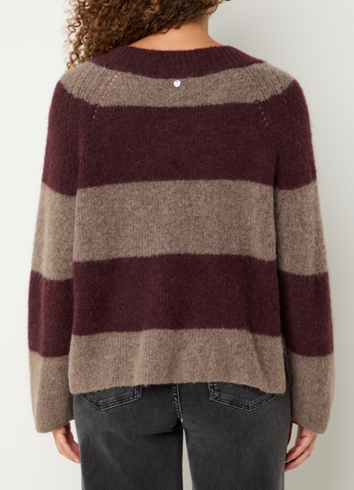 Mos Mosh MMTaci grofgebreide trui in alpaca wolblend met streepprint - achterkant bordeauxrood