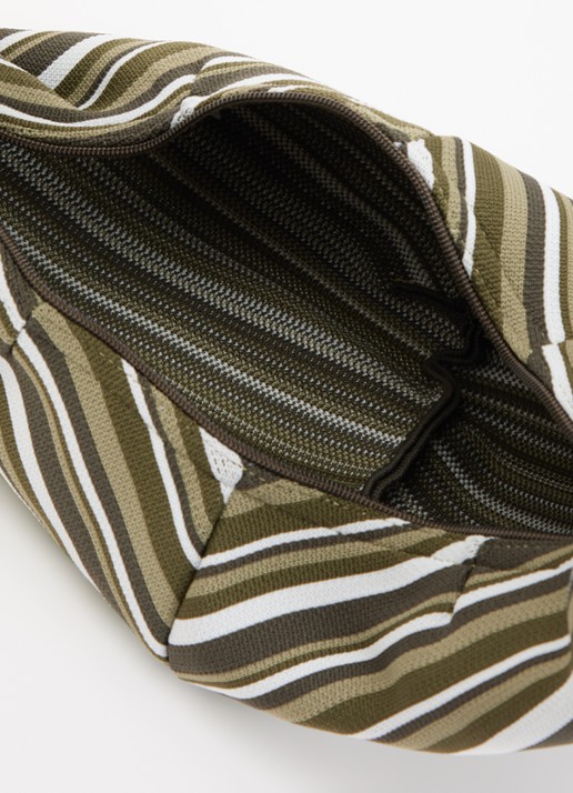 MOSJ Atelier Little Camo City crossbodytas met streepprint en verstelbare schouderriem - detail 2 mosgroen