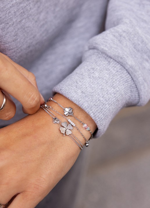 My Jewellery Dream Chaser armband met hangers - voorkant 3 zilver