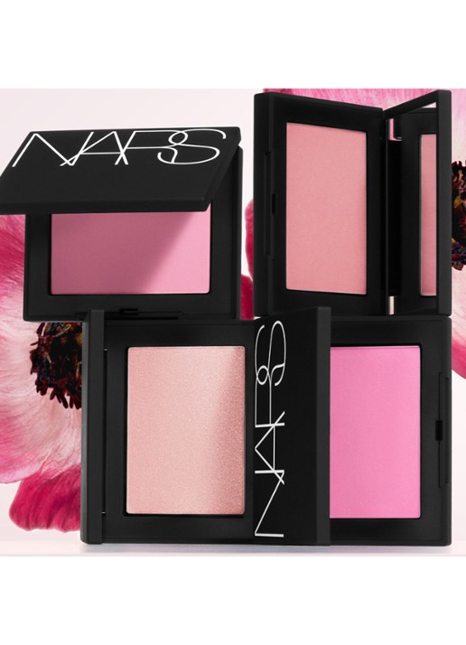 NARS Blush - detail 3 961 - hot one