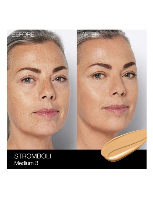 NARS Light Reflecting Foundation - detail 3 stromboli