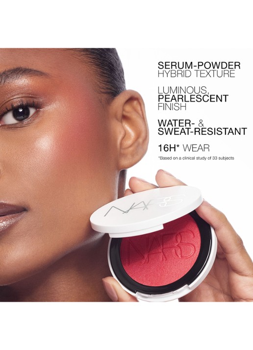 NARS Light Reflecting Luminizing Blush Refill - navulling - detail 5 lucky love