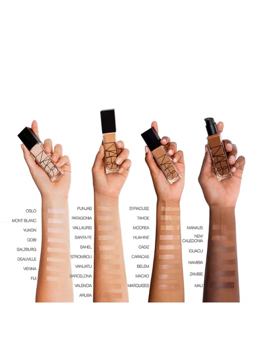 NARS Natural Radiant Longwear Foundation - voorkant 2 salzburg