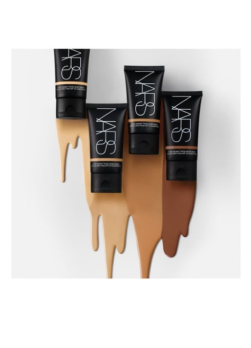 NARS Pure Radiant Tinted Moisturiser SPF30 - getinte dagcrème - detail 6 st. moritz