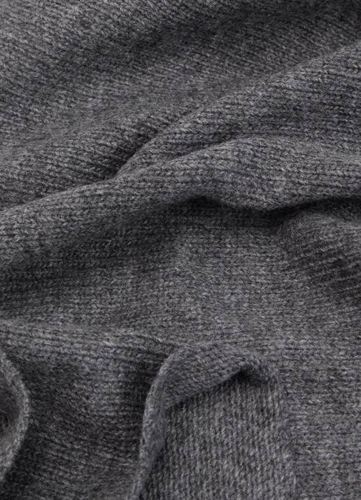 Neo Noir Misty sjaal in kasjmierblend 135 x 25 cm - detail antraciet