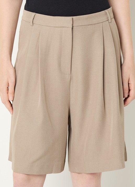 Neo Noir Nika high waist loose fit korte pantalon met plooidetail