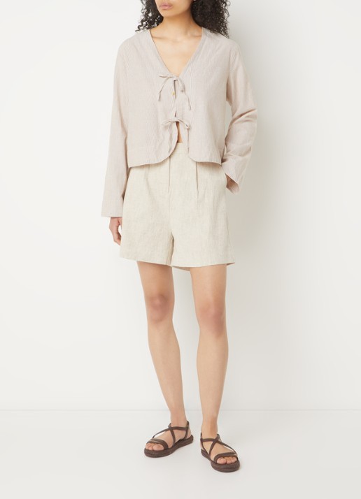 Neo Noir Saga high waist straight fit korte broek in linnenblend - voorkant 4 creme