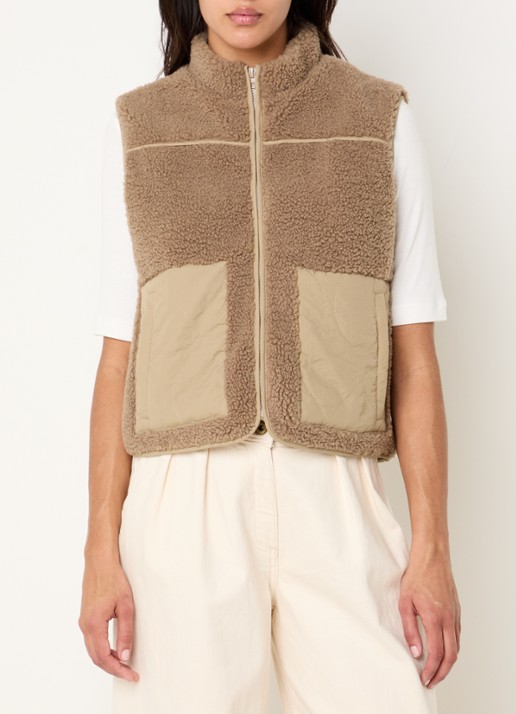 Neo Noir Scout bodywarmer van imitatiebont met steekzakken