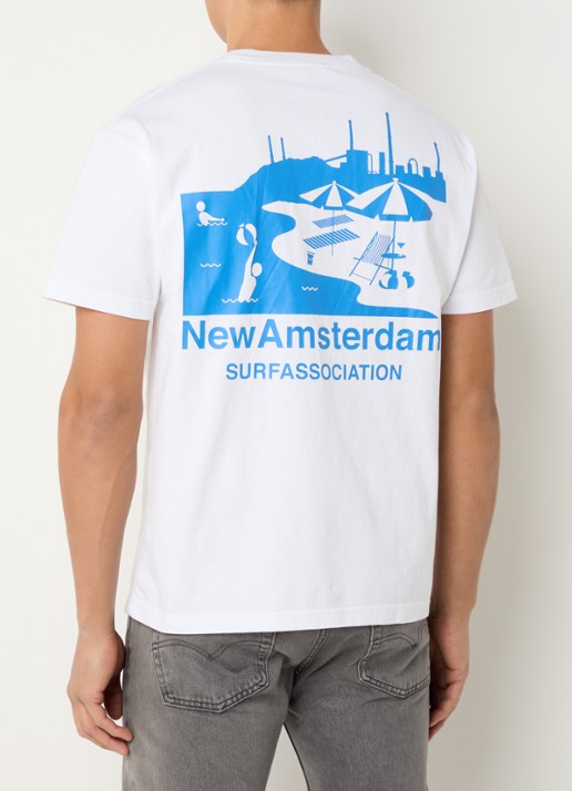 New Amsterdam Surf Association Beach T-shirt met logo- en backprint - detail wit