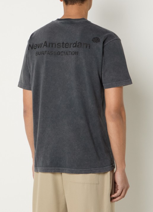 New Amsterdam Surf Association T-shirt met logo- en backprint - detail 4 antraciet