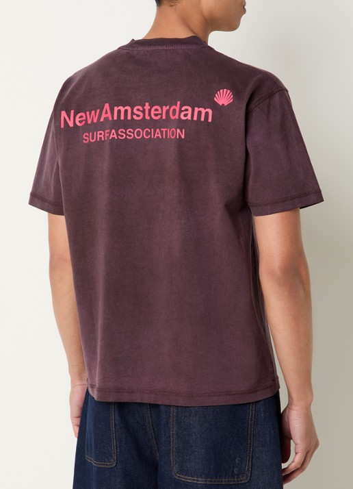 New Amsterdam Surf Association T-shirt met logo- en backprint