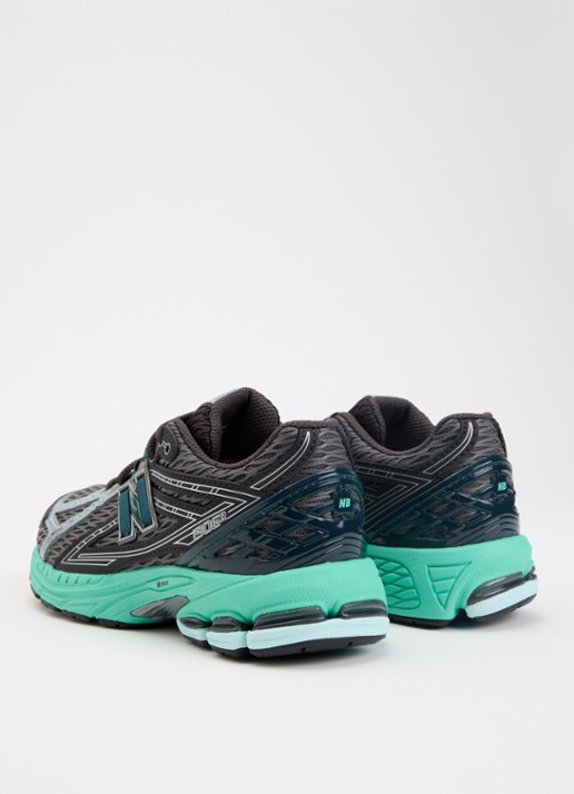 New Balance 1906 sneaker met mesh details - achterkant 2 zwart