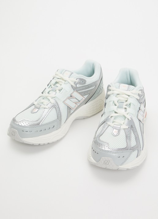 New Balance 1906 sneaker met mesh details - voorkant 2 lindegroen