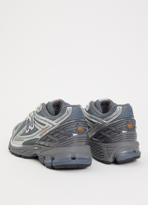 New Balance 1906 sneaker van mesh met metallic details - achterkant blauwgrijs