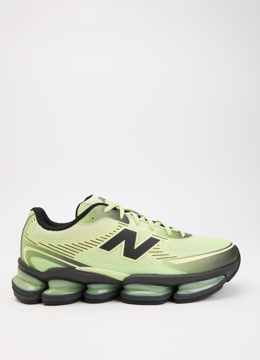 New Balance 2000 sneaker met mesh details