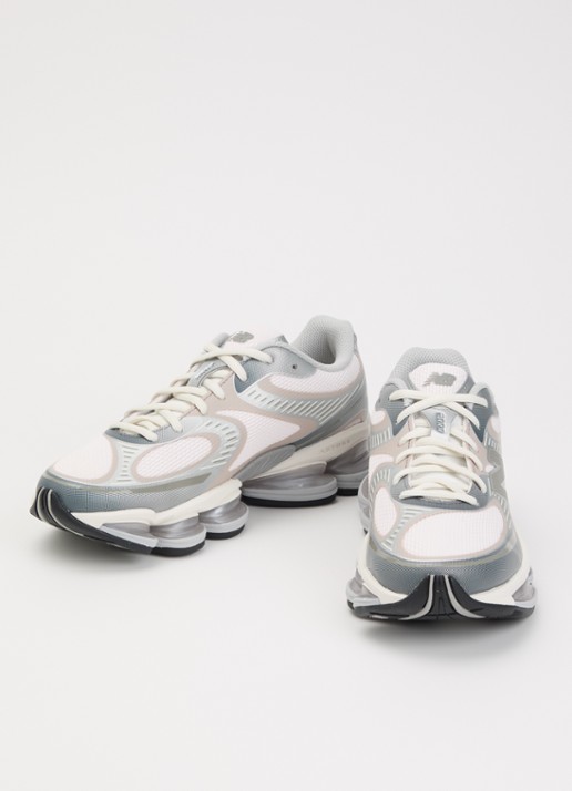 New Balance 2000 sneaker van mesh met logo - detail 2 lichtgrijs