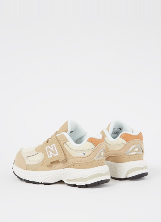 New Balance 2002 sneaker met mesh details - detail beige
