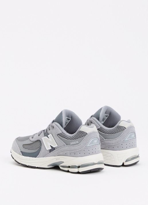 New Balance 2002R sneaker met details van suède - achterkant 3 grijs