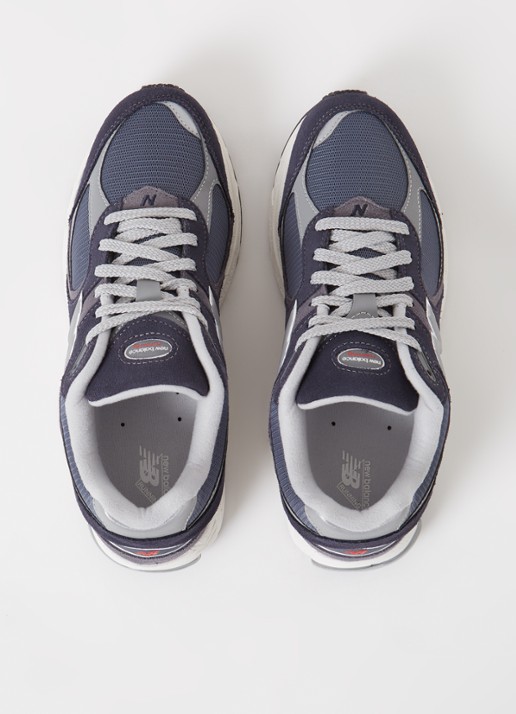 New Balance 2002R sneaker van suède met mesh details  - detail 4 donkerblauw