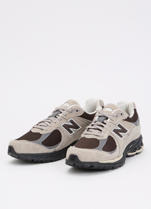 New Balance 2002R sneaker van suède met mesh details - detail 6 beige