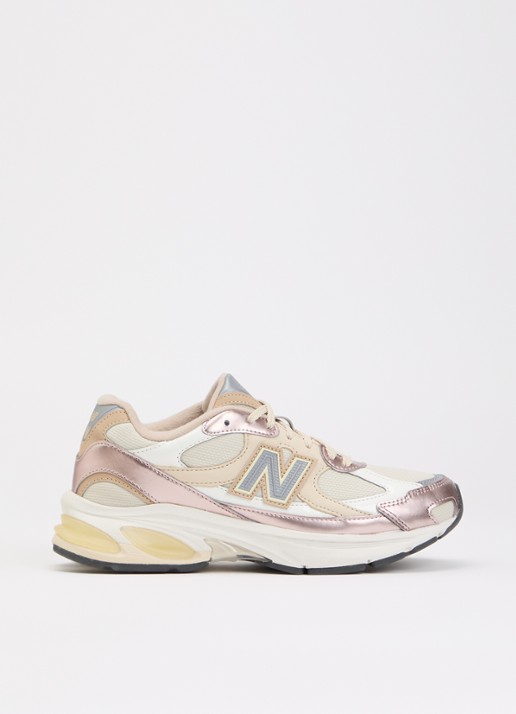 New Balance 2010 sneaker met mesh details