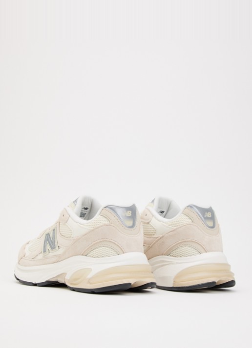 New Balance 2010 sneaker met suède details - achterkant 5 beige