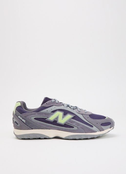 New Balance 204L sneaker met mesh details