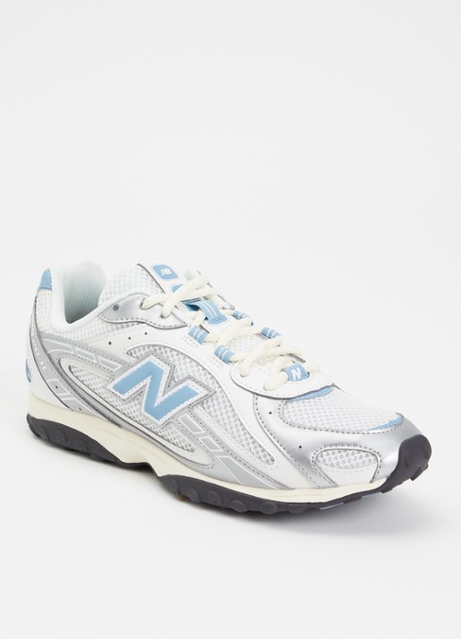 New Balance 204L sneaker met mesh details - voorkant 2 zilver
