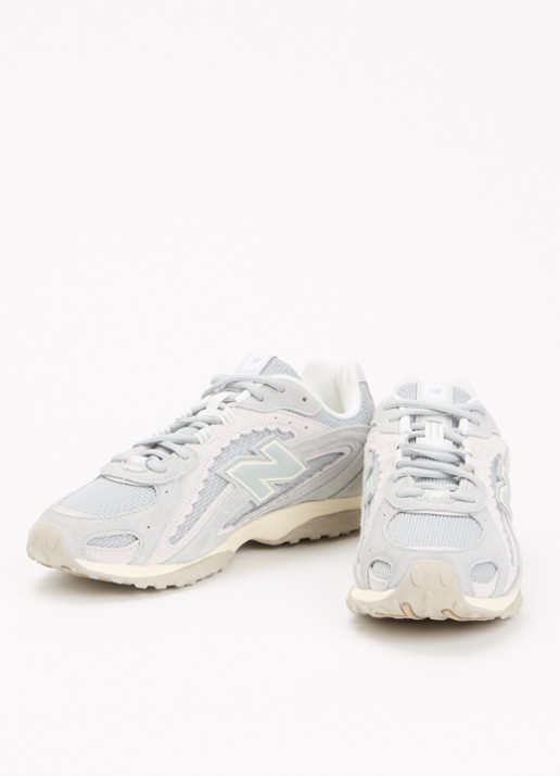 New Balance 204L sneaker van mesh met details van suède - detail 3 lichtgrijs