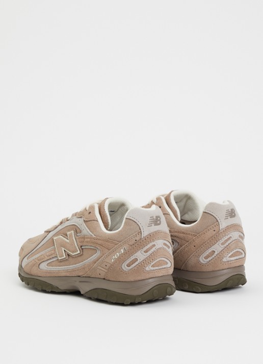 New Balance 204L sneaker van suède - achterkant 5 beige