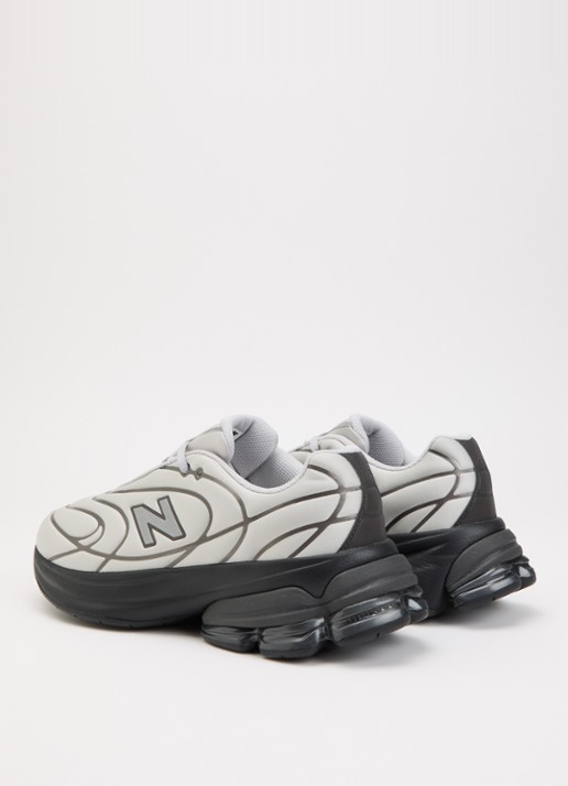 New Balance 5030 sneaker met logo - achterkant grijs