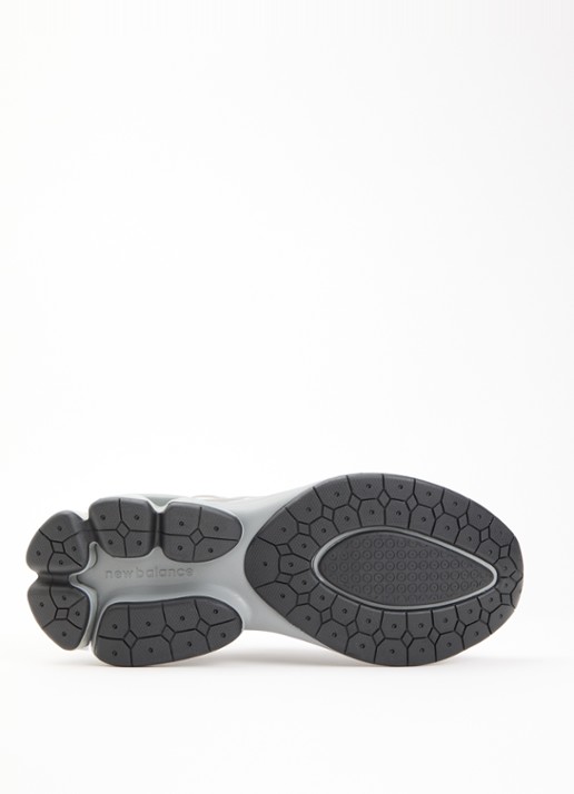 New Balance 5030 sneaker met metallic finish - detail 4 donkergrijs