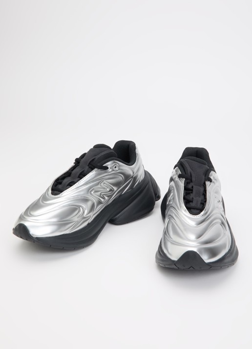 New Balance 5030 sneaker met metallic finish - detail 3 zilver