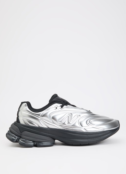 New Balance 5030 sneaker met metallic finish