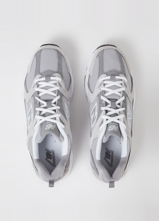 New Balance 530 sneaker met leren details - detail 5 lichtgrijs